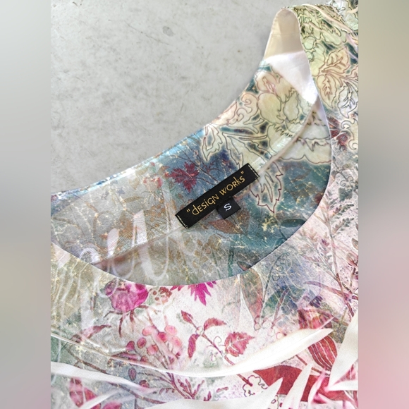 design works tunic top S - Picture 3 of 4